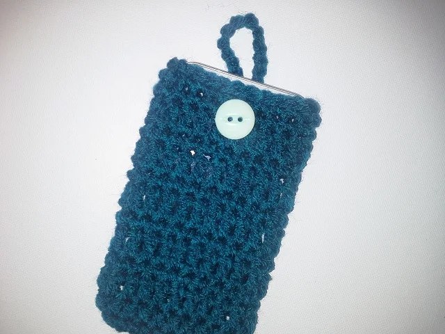 Crochet Cell Phone Case — finished piece, photo from the original Poochie Baby blog post